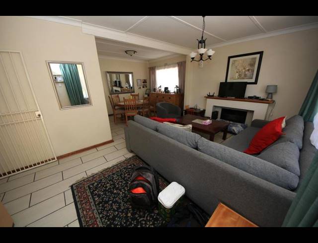 3 BEDROOM HOUSE FOR SALE IN BORDEAUX